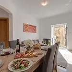 Don Rua 3bd & Penthouse With Heated Jacuzzi Apartment