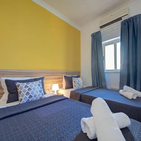 Secluded 3 Bedroom Close To Promenade Appartamento *