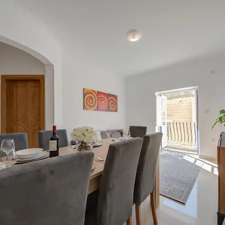 Διαμέρισμα Don Rua Court 3 Bedroom By Shortletsmalta